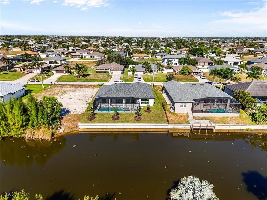 932 SW 36th Terrace Cape Coral FL 33914