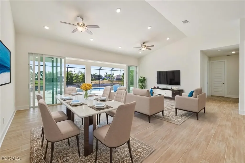 932 SW 36th Terrace Cape Coral FL 33914