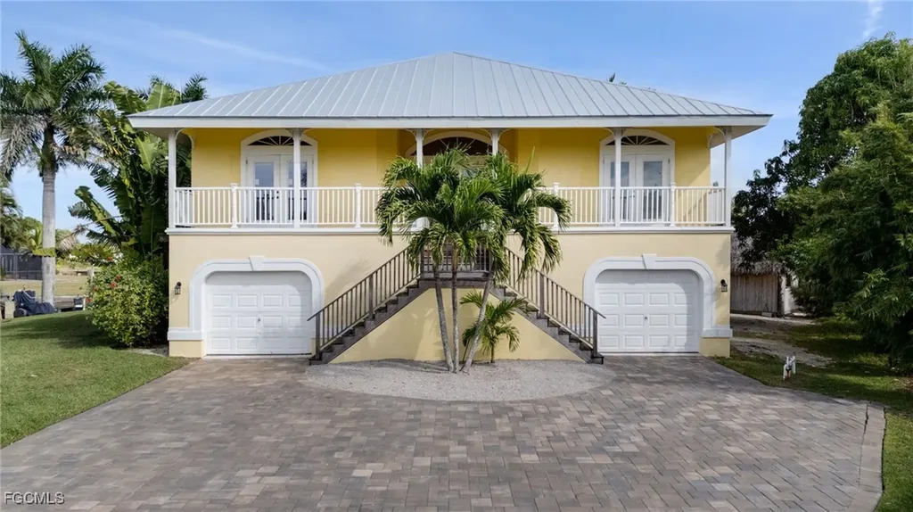 6106 Plumosa Avenue Fort Myers FL 33908