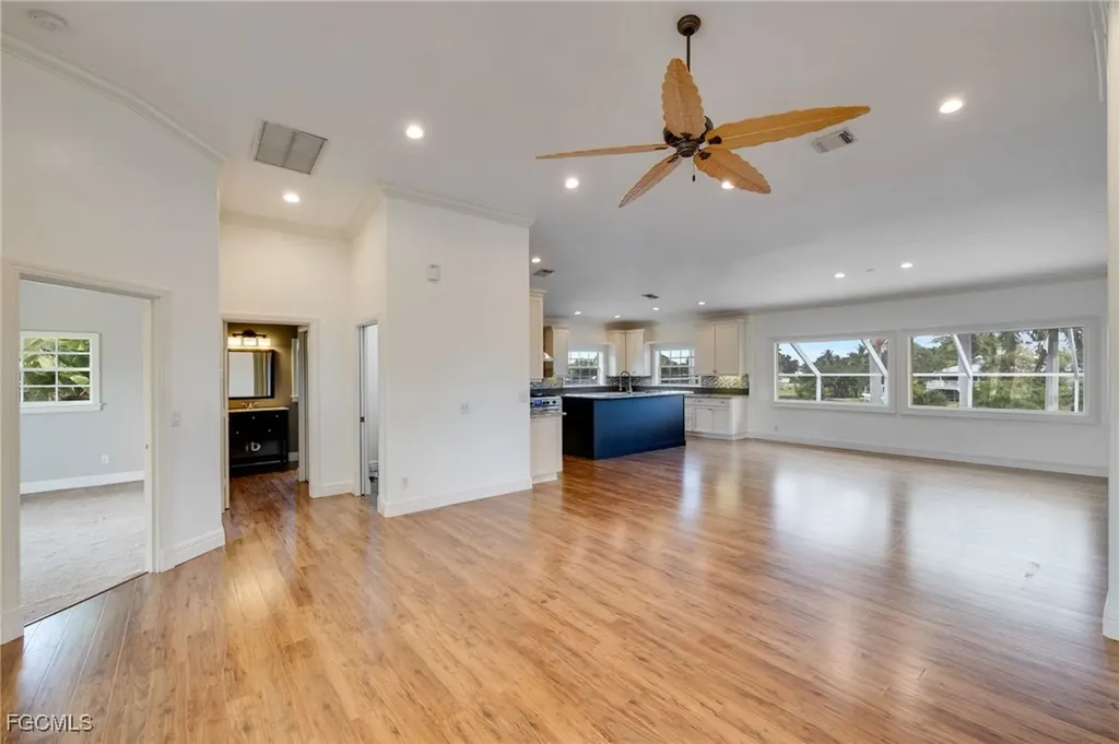 6106 Plumosa Avenue Fort Myers FL 33908