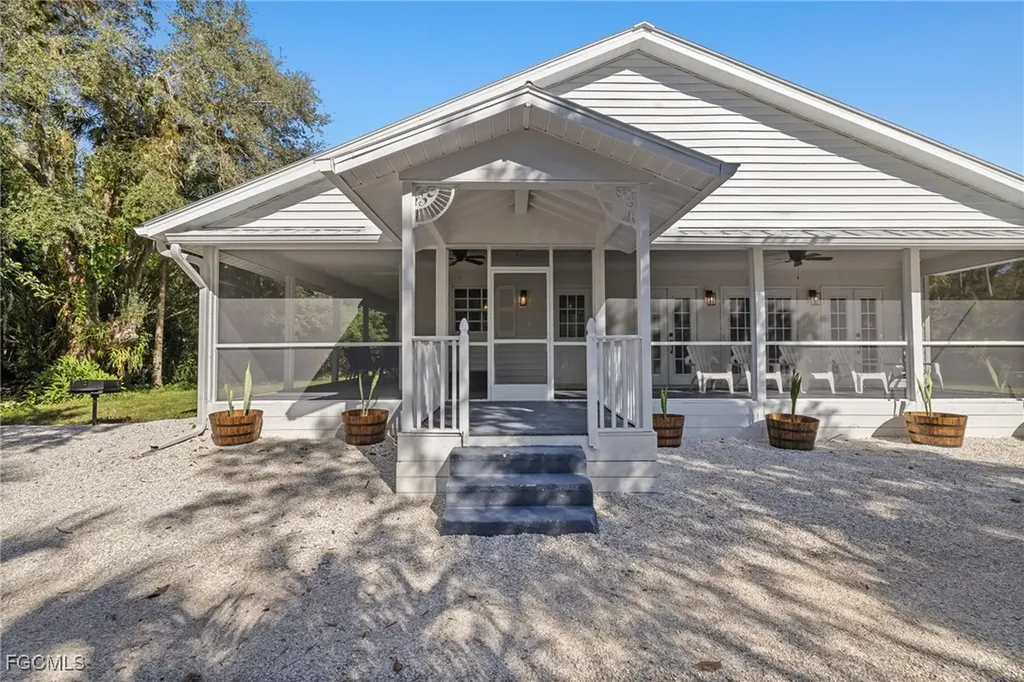 17780-800 Caloosa Road Alva FL 33920