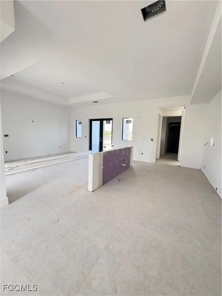 2126 NW 41st Avenue Cape Coral FL 33993