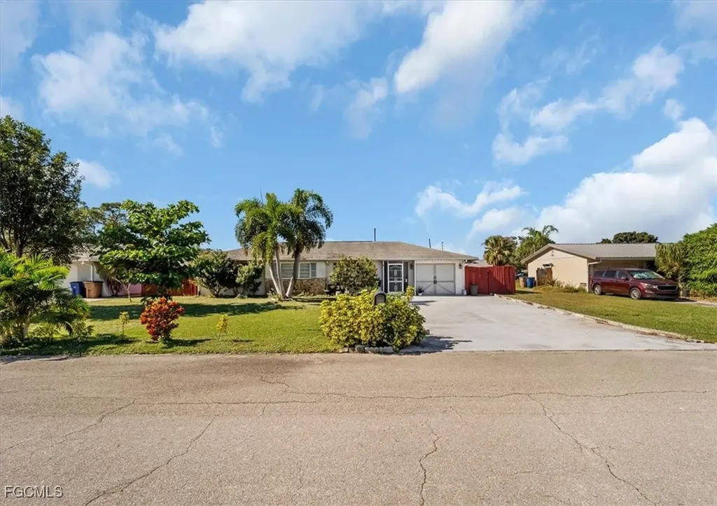 2960 Renee Court Fort Myers FL 33905