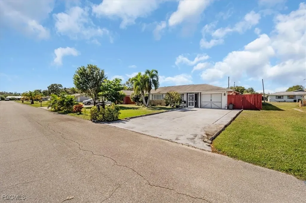 2960 Renee Court Fort Myers FL 33905