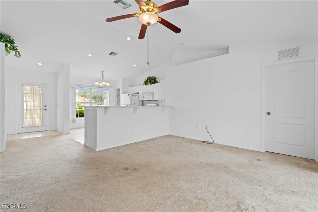 2812 Beth Avenue N Lehigh Acres FL 33971
