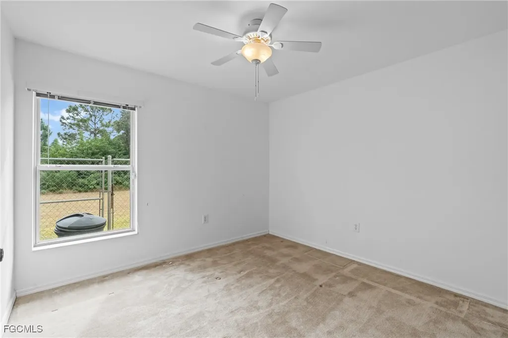 2812 Beth Avenue N Lehigh Acres FL 33971