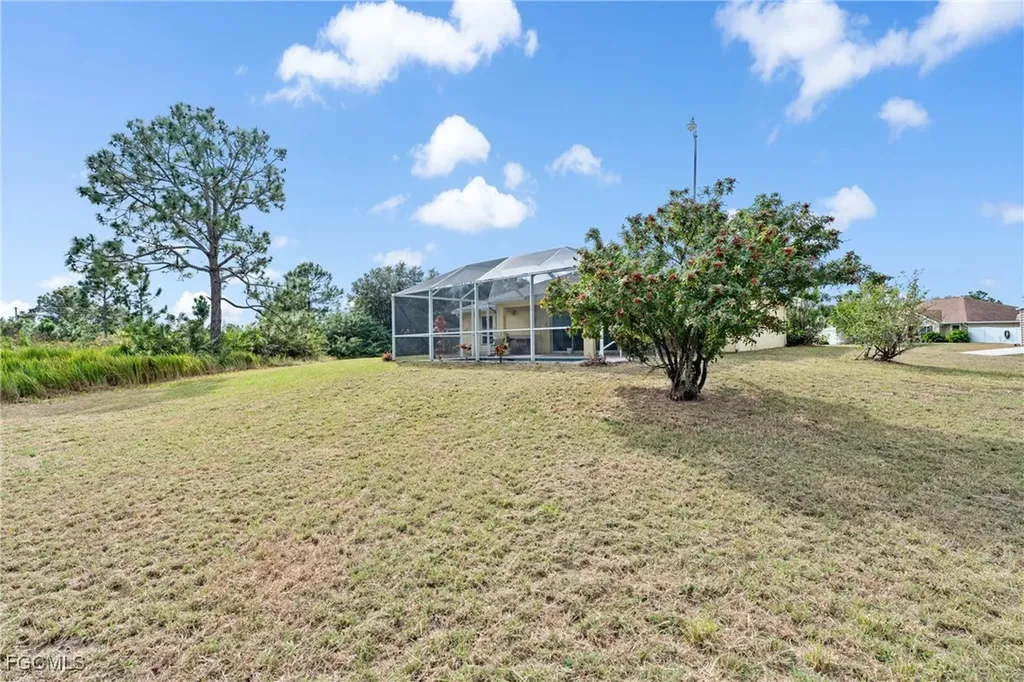 2812 Beth Avenue N Lehigh Acres FL 33971