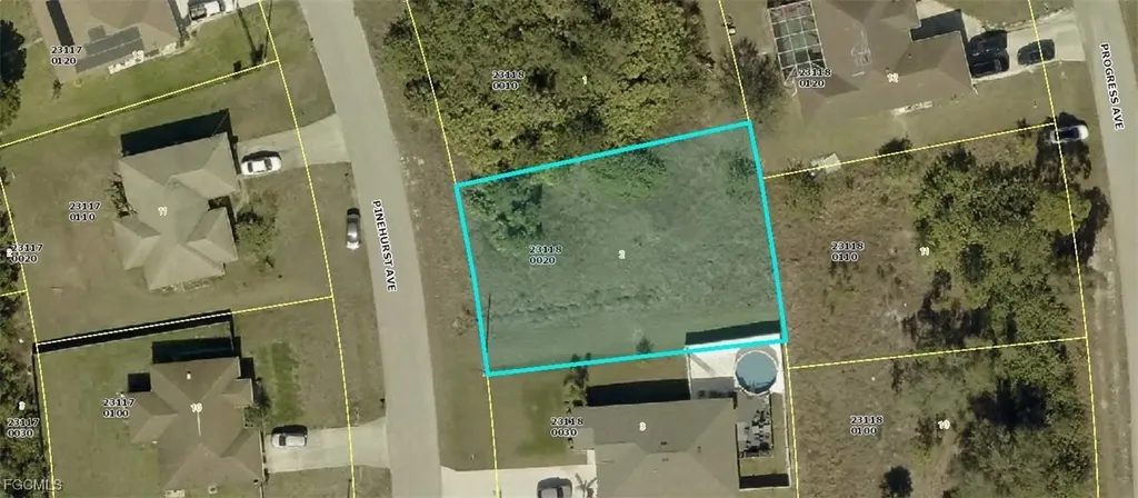 343 Pinehurst Avenue Lehigh Acres FL 33974