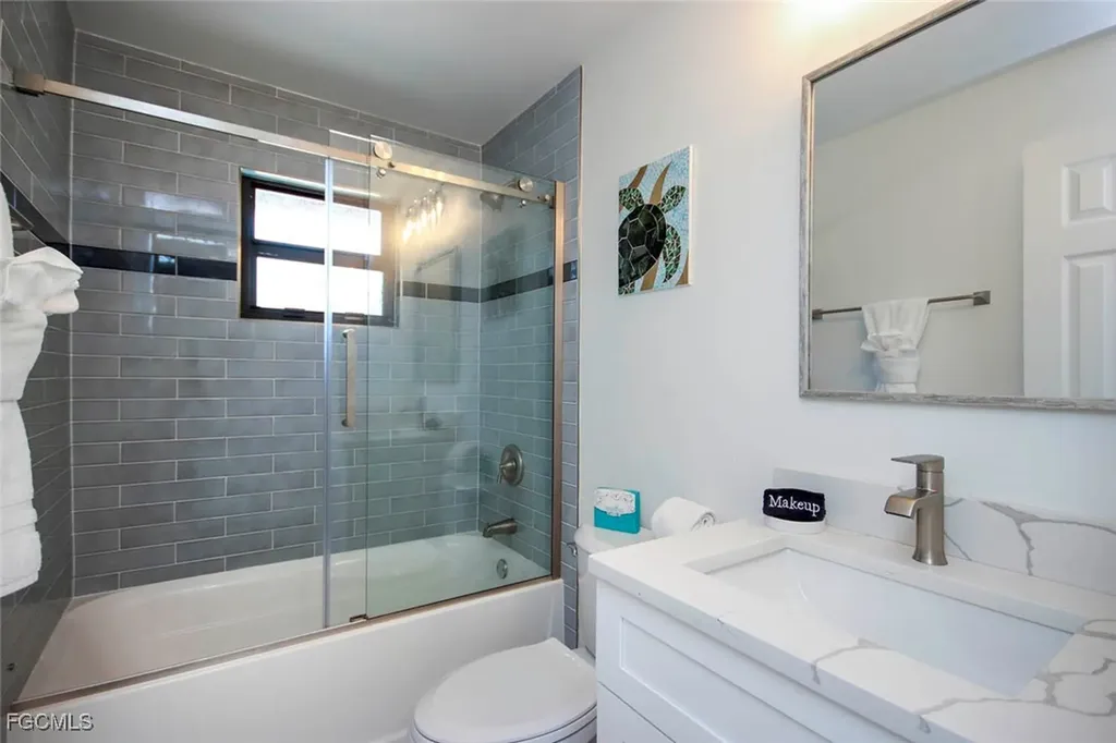 5117 Sea Bell Road Sanibel FL 33957