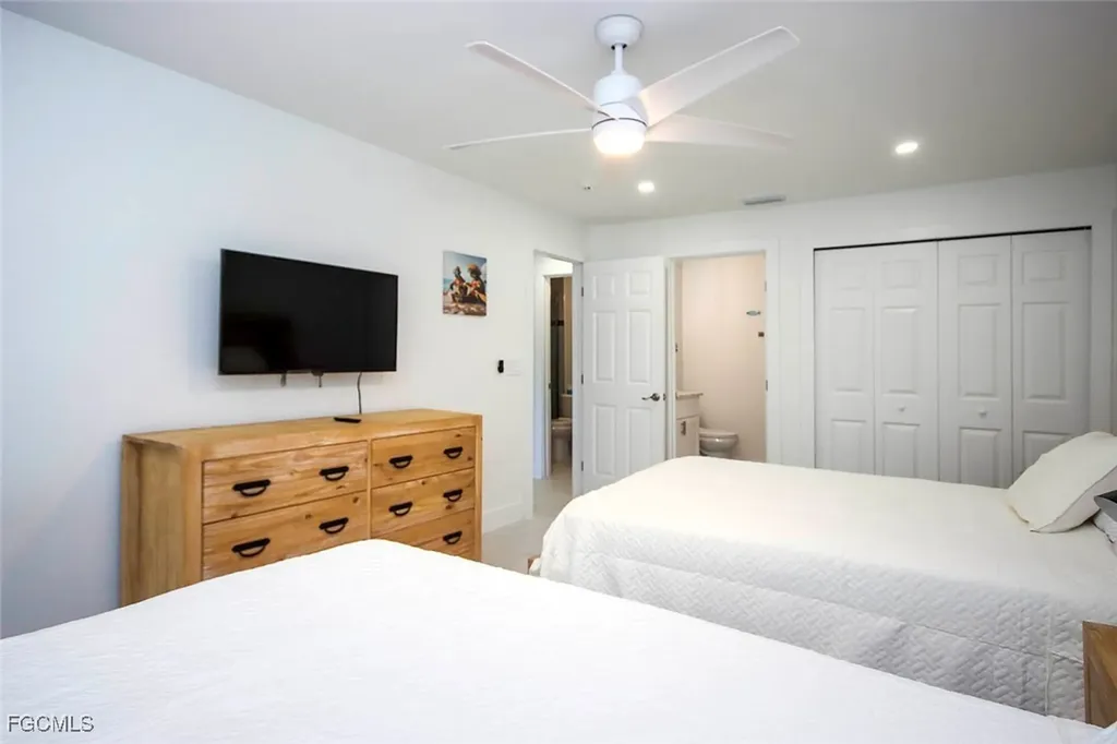 5117 Sea Bell Road Sanibel FL 33957