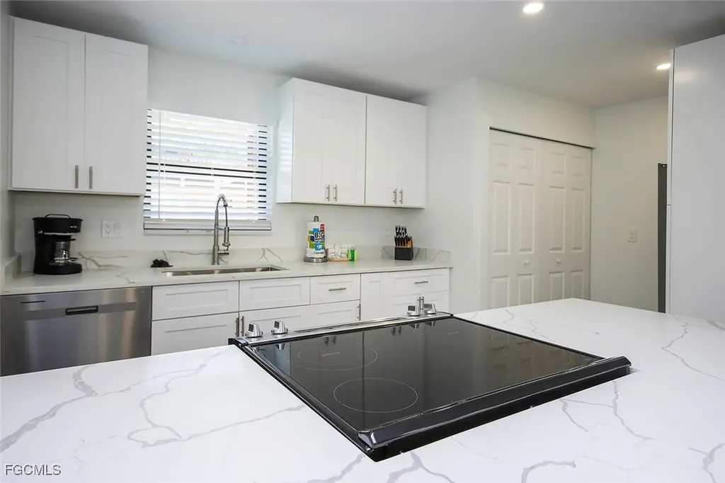 5117 Sea Bell Road Sanibel FL 33957