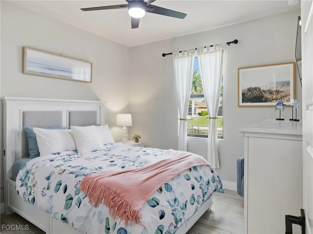 2233 SW 17th Place Cape Coral FL 33991