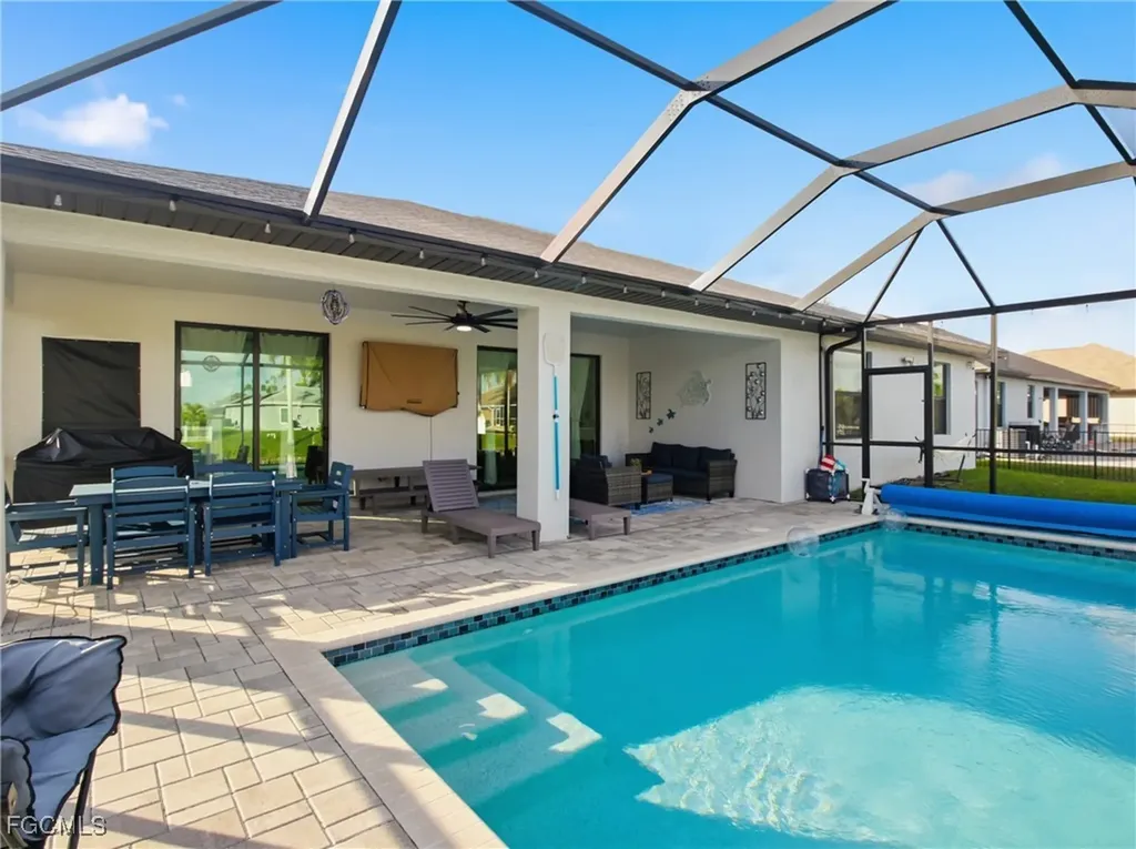 2233 SW 17th Place Cape Coral FL 33991