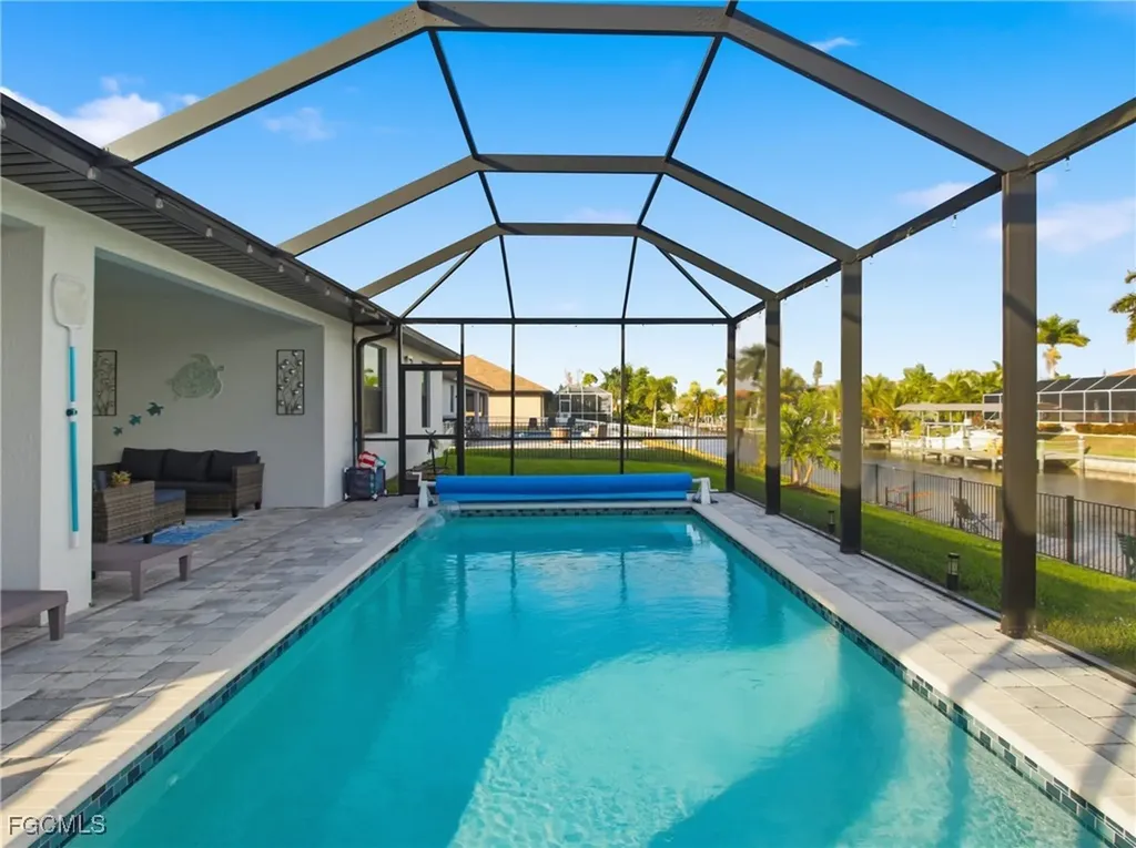 2233 SW 17th Place Cape Coral FL 33991