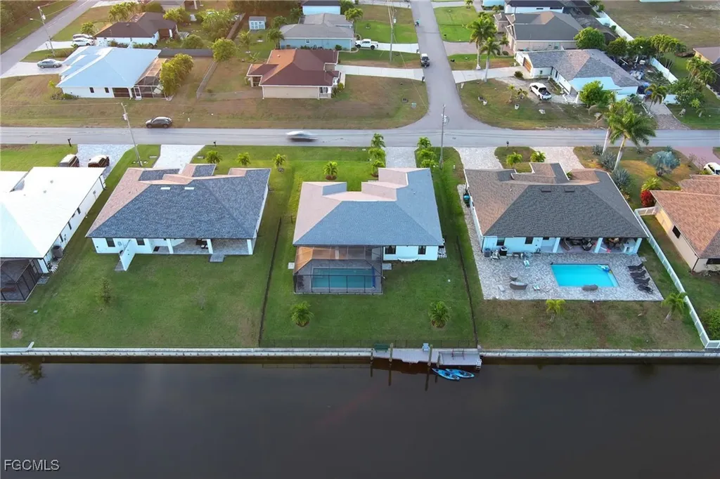 2233 SW 17th Place Cape Coral FL 33991