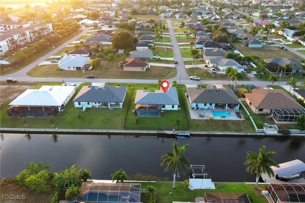2233 SW 17th Place Cape Coral FL 33991