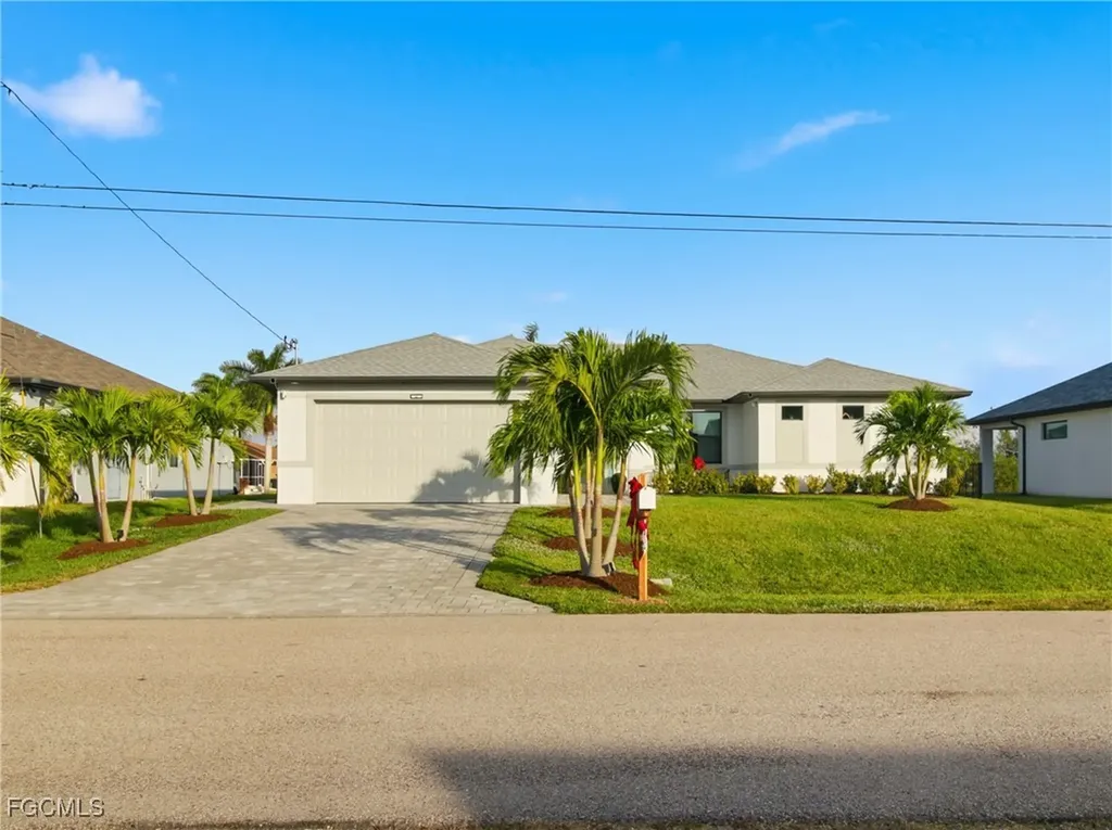 2233 SW 17th Place Cape Coral FL 33991