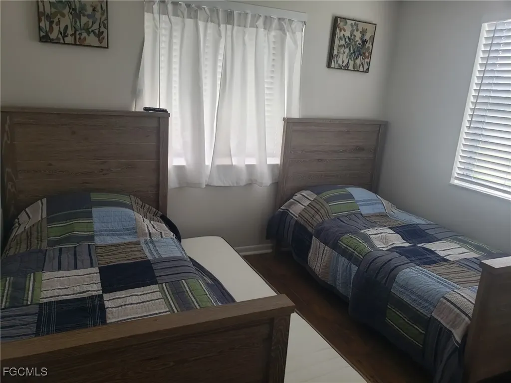 2111 Waylife Court Alva FL 33920