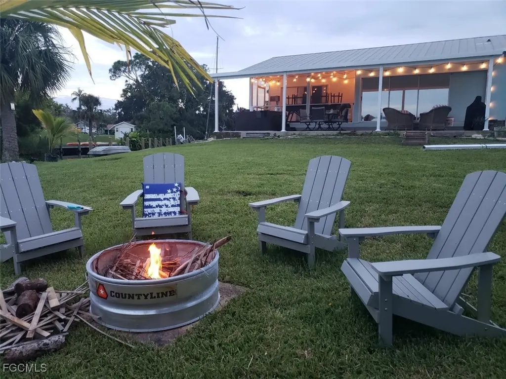 2111 Waylife Court Alva FL 33920