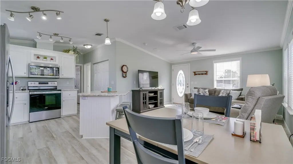 5321 White Sky Circle Fort Myers FL 33908