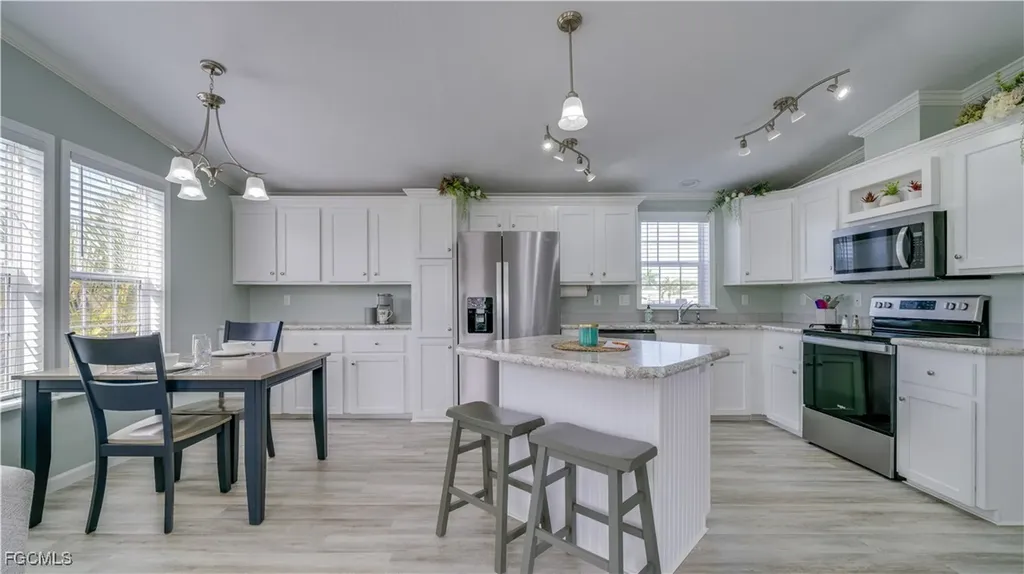 5321 White Sky Circle Fort Myers FL 33908