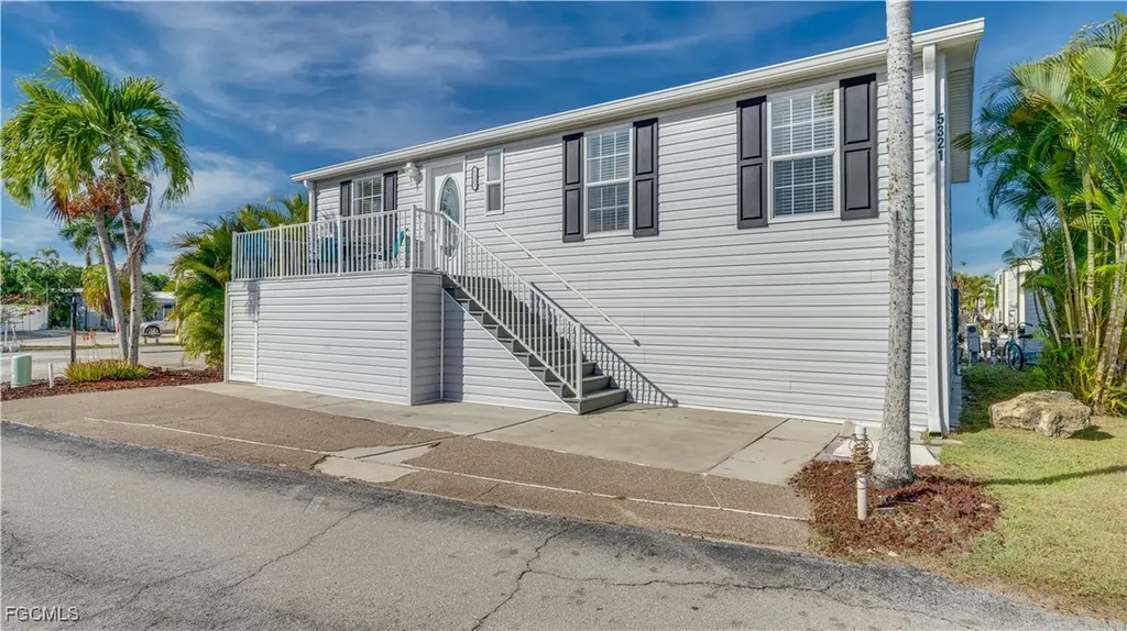 5321 White Sky Circle Fort Myers FL 33908