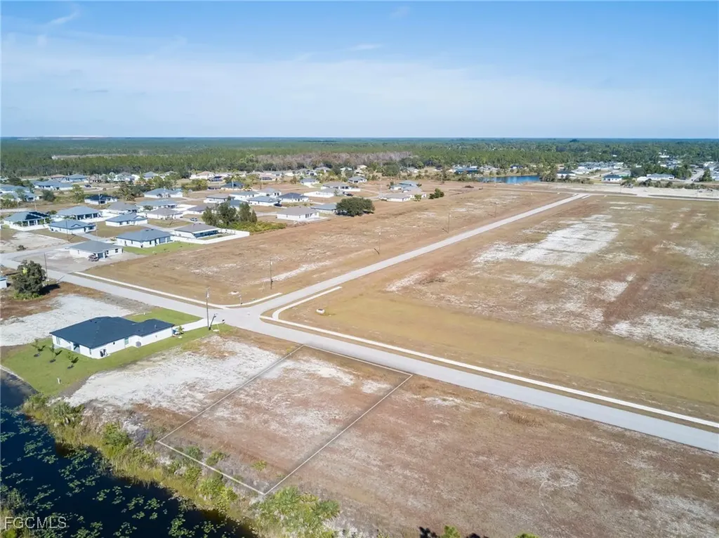4230 Connection Avenue Cape Coral FL 33909