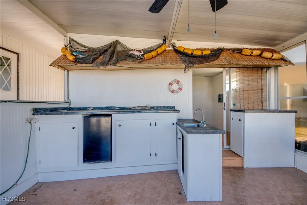 7316 Cobiac Drive St. James City FL 33956