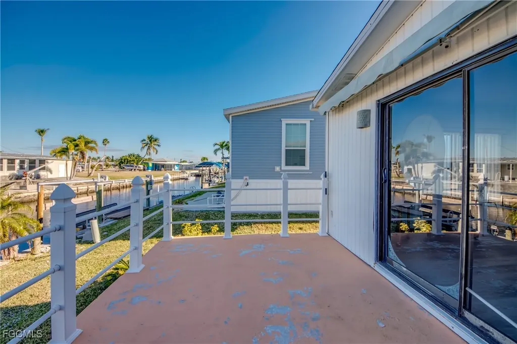 7316 Cobiac Drive St. James City FL 33956