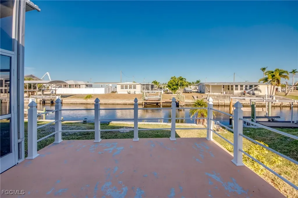 7316 Cobiac Drive St. James City FL 33956