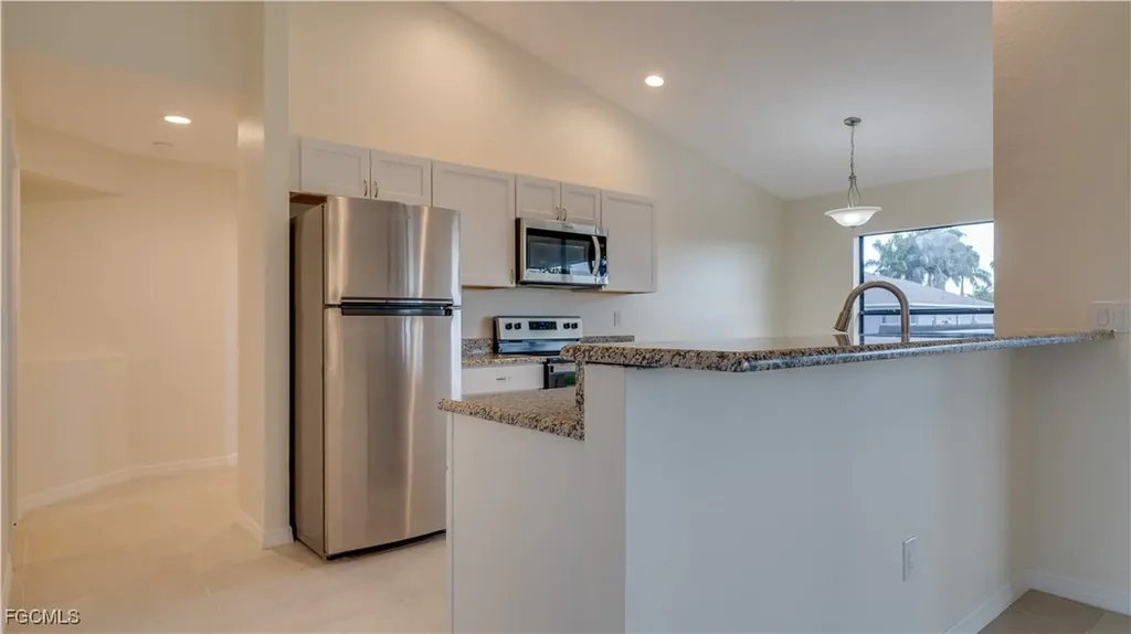 3006 NW 10th Terrace Cape Coral FL 33993