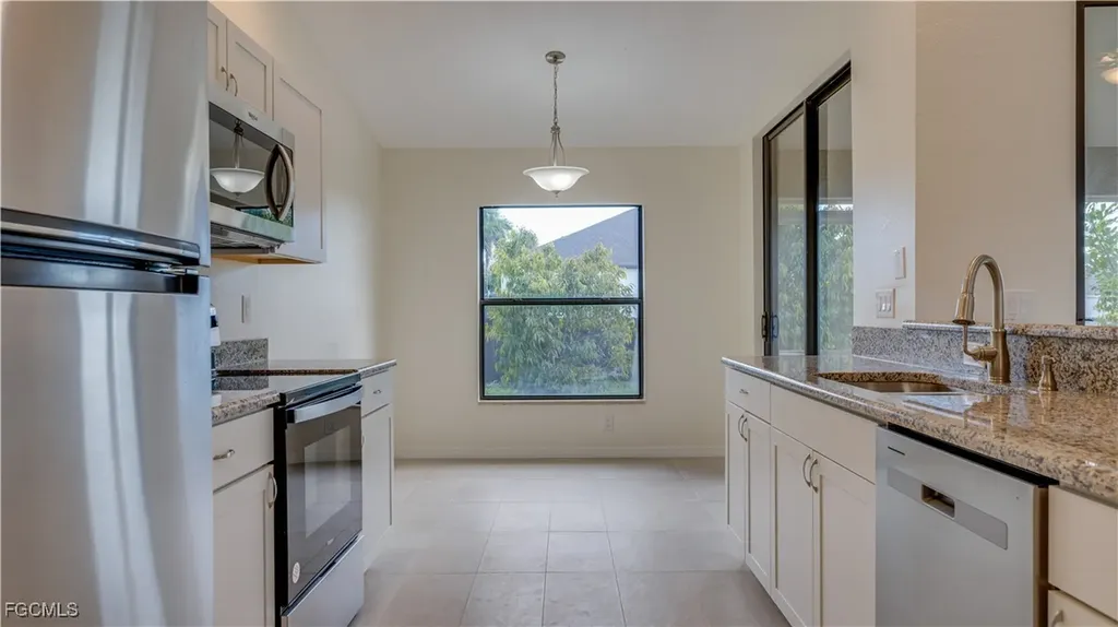 3006 NW 10th Terrace Cape Coral FL 33993