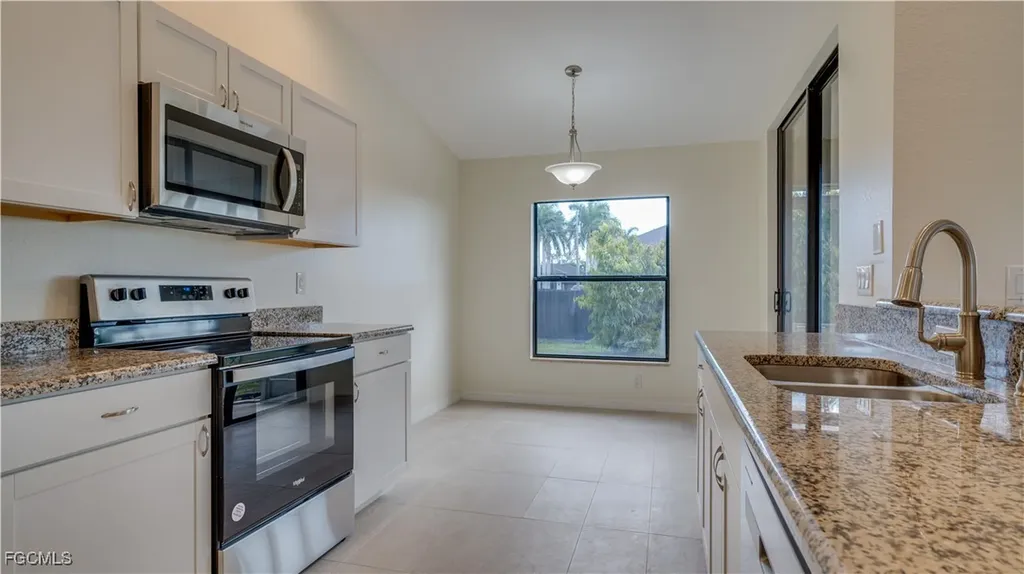 3006 NW 10th Terrace Cape Coral FL 33993