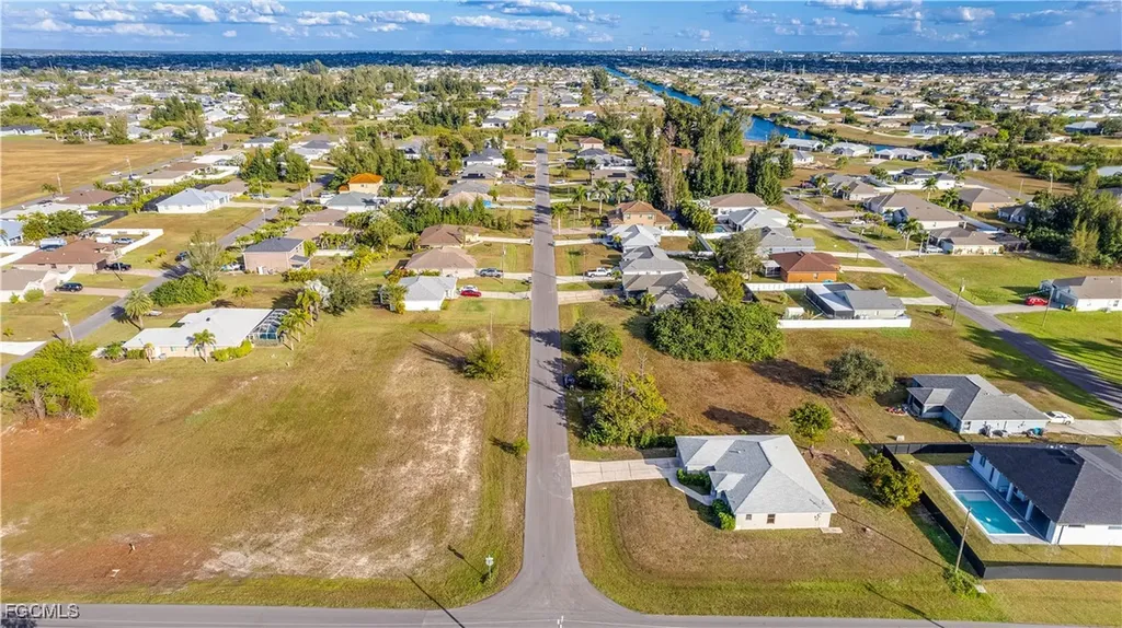 3006 NW 10th Terrace Cape Coral FL 33993