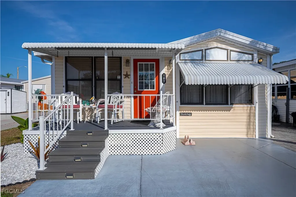 187 Ramble Drive North Fort Myers FL 33903