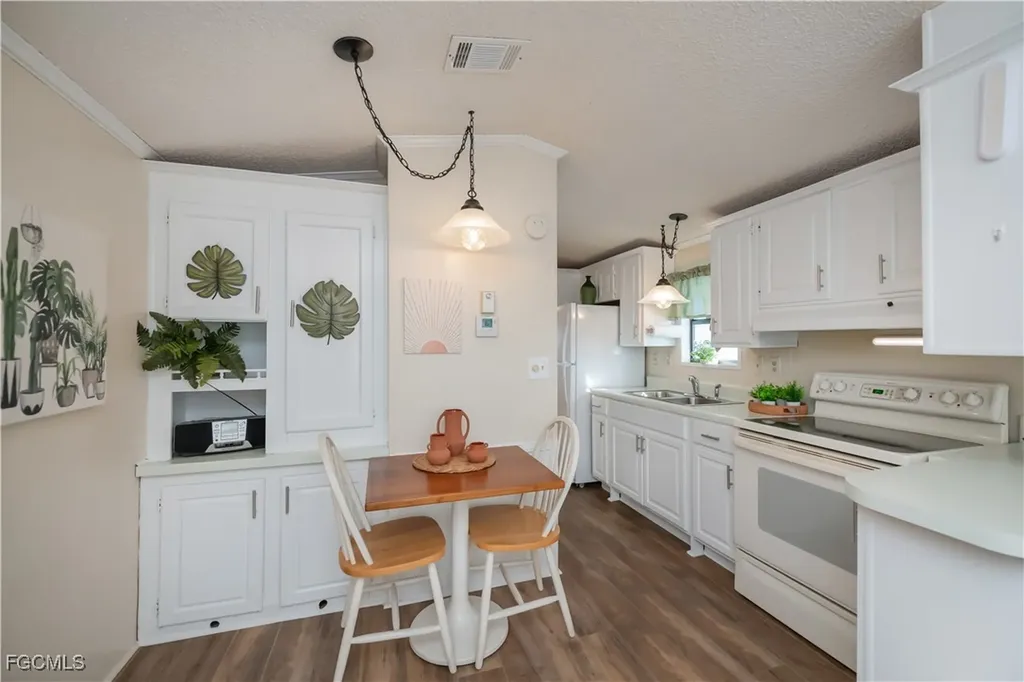 187 Ramble Drive North Fort Myers FL 33903