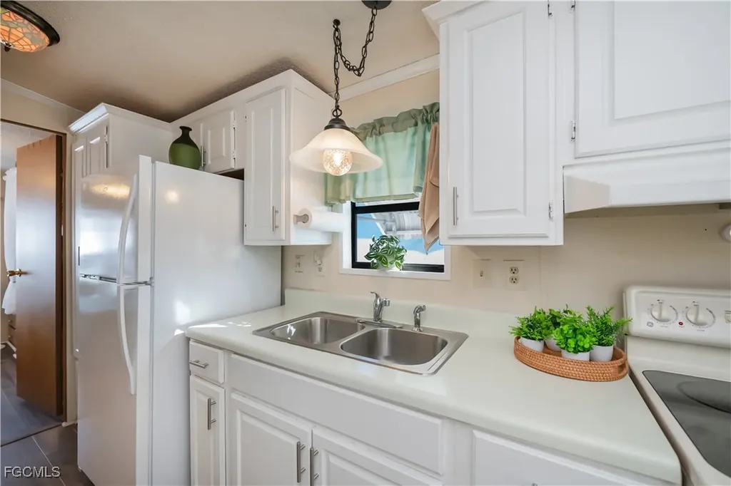 187 Ramble Drive North Fort Myers FL 33903