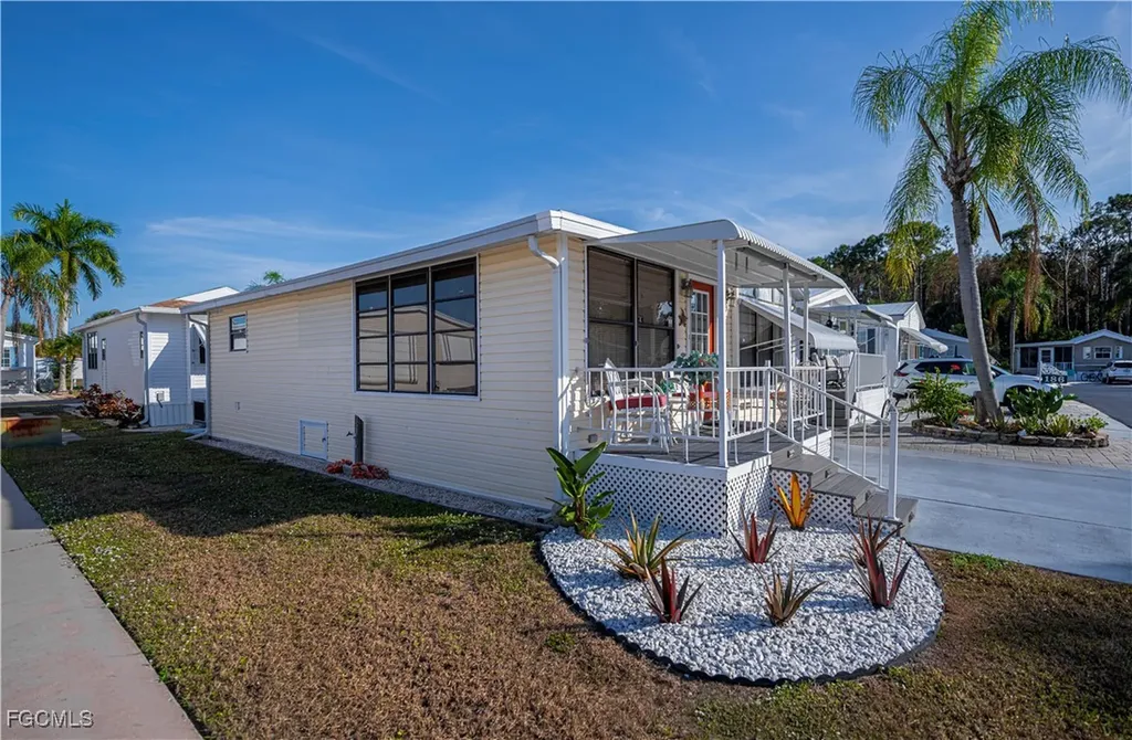 187 Ramble Drive North Fort Myers FL 33903