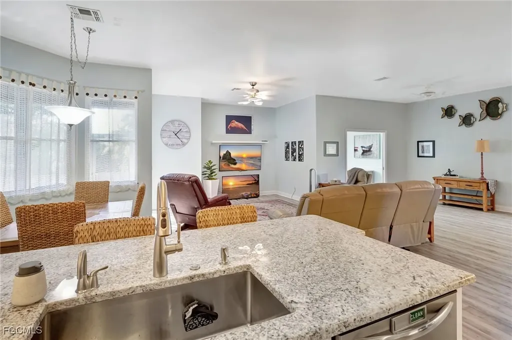 12600 Strathmore Loop Fort Myers FL 33912