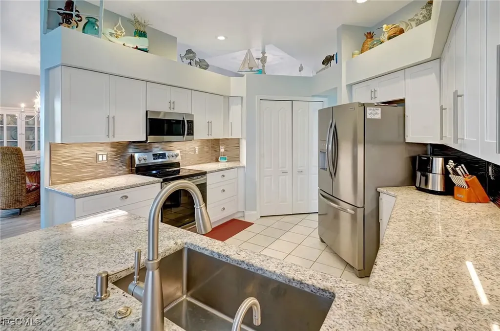 12600 Strathmore Loop Fort Myers FL 33912