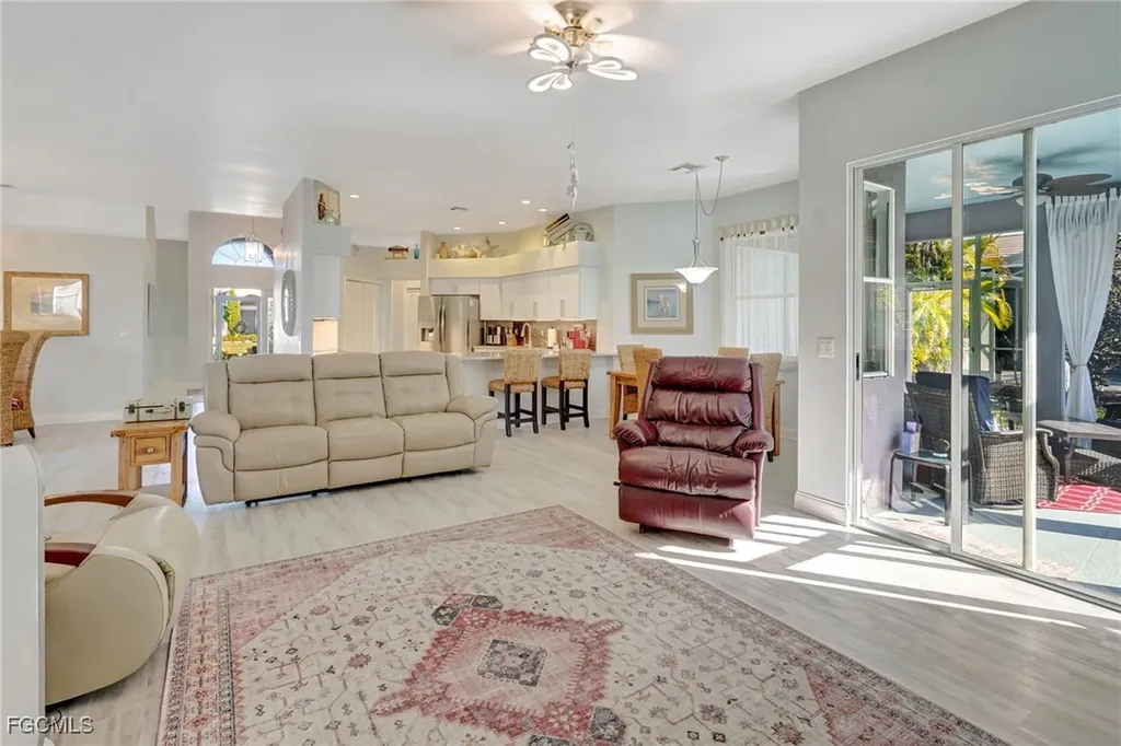 12600 Strathmore Loop Fort Myers FL 33912