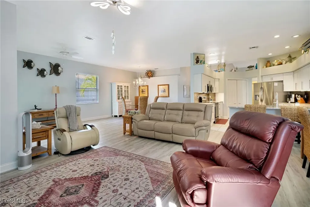 12600 Strathmore Loop Fort Myers FL 33912