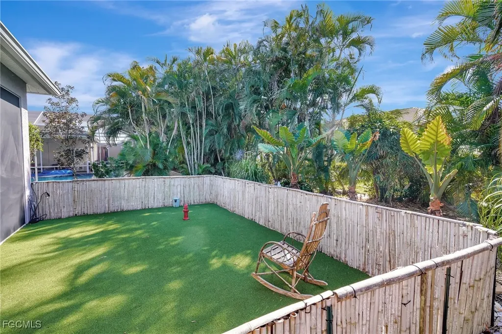 12600 Strathmore Loop Fort Myers FL 33912