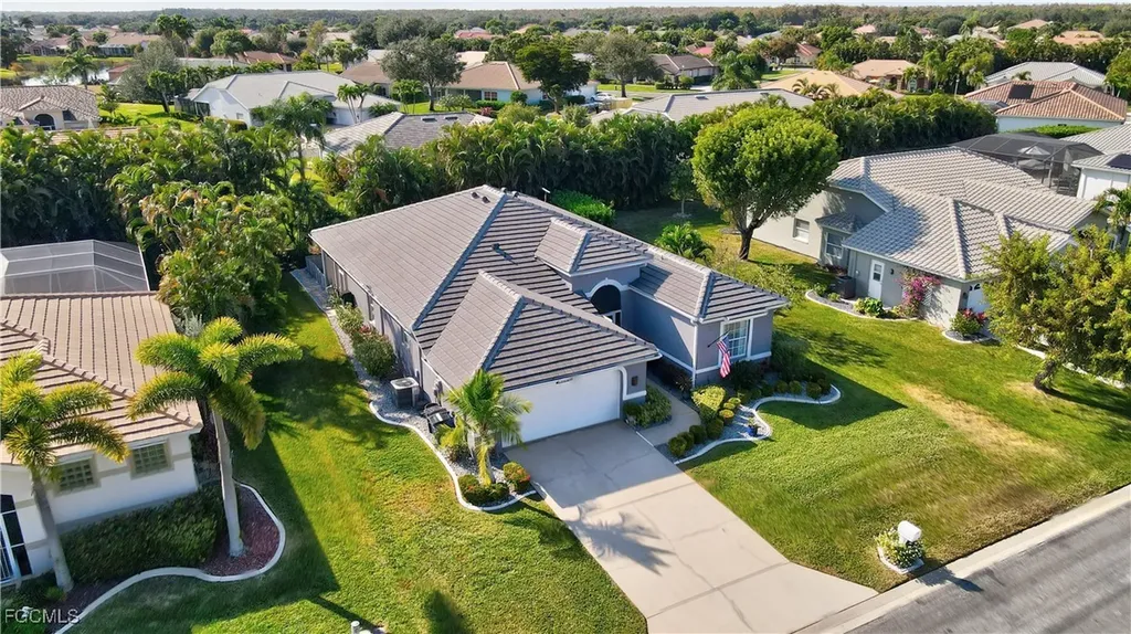 12600 Strathmore Loop Fort Myers FL 33912
