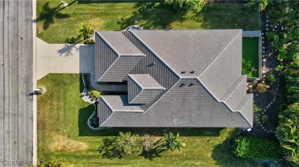 12600 Strathmore Loop Fort Myers FL 33912