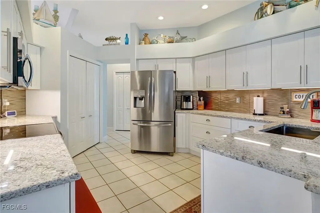 12600 Strathmore Loop Fort Myers FL 33912