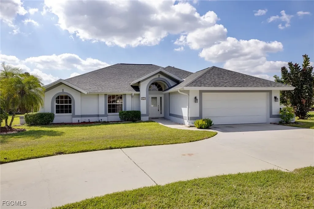 13376 Journeys End Fort Myers FL 33905