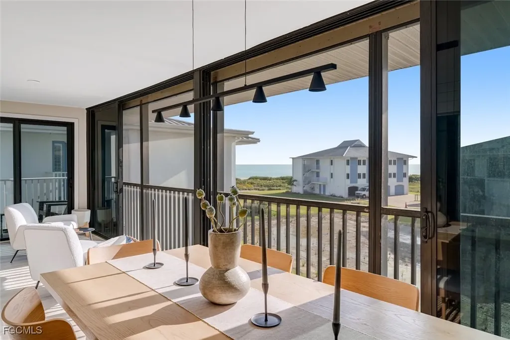 Sanibel FL, 1341 Middle Gulf Drive, Unit 3D