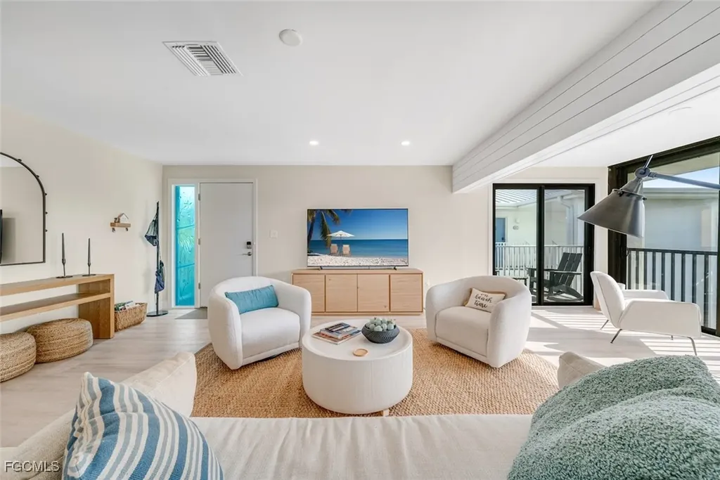 1341 Middle Gulf Drive Sanibel FL 33957