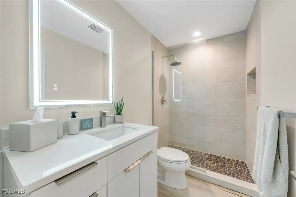 1341 Middle Gulf Drive Sanibel FL 33957